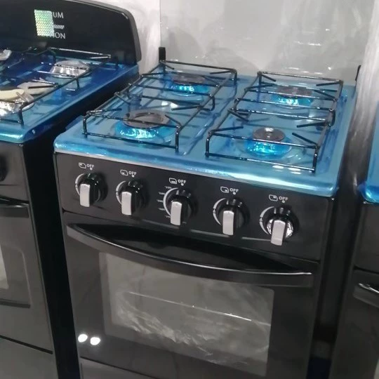 4 BURNER GAS STOVE
